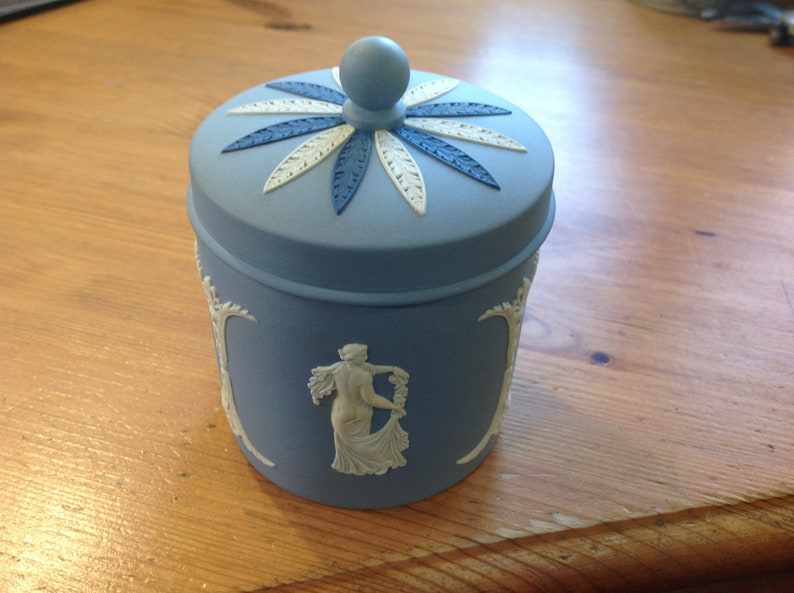 Wedgwood Rare Tri Colour Jasperware Pot. Etsy