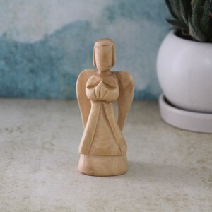 Handcrafted Olive Wood Angel Statue: Religious Gift from Jerusalem