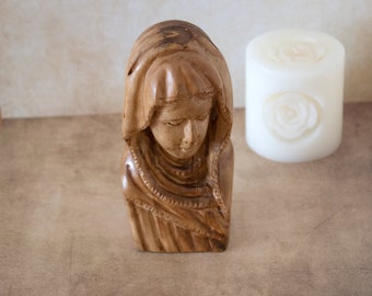 手作りのマグダラのマリア像：彫刻されたトネリコ材の宗教彫刻 - Etsy 日本