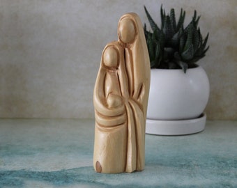 Olive Wood Sculpture of the Holy Family, Hand Carved Faceless Wooden Sculpture of Anna, Maria and Jesus. A Religious Home Décor Statue