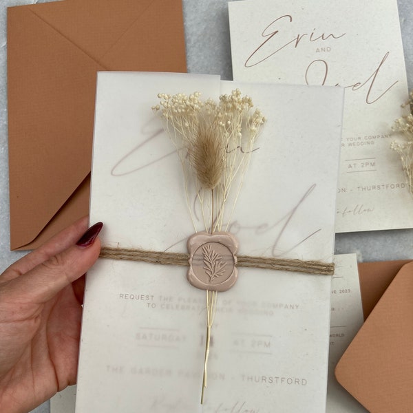 UNPERSONALISED SAMPLE Dried floral neutral tone wedding invitation