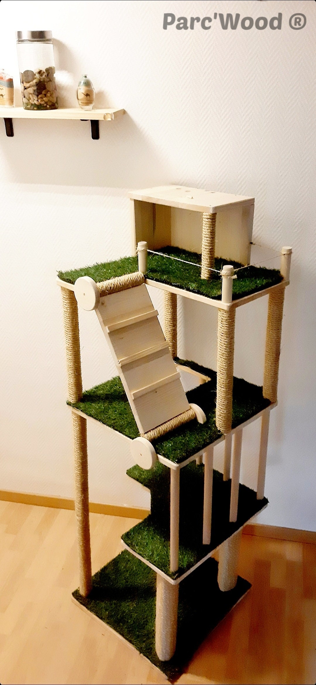 Arbre à Chat en Bois