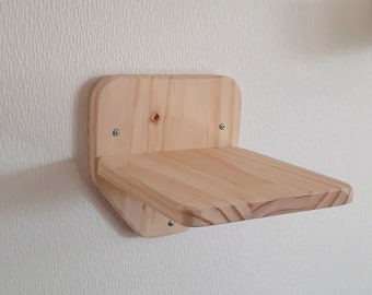 Petite plateforme murale en bois pour chat