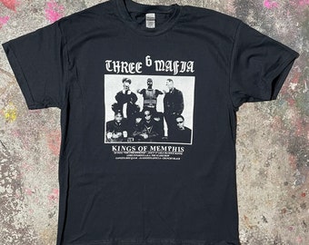NEU 1932 ! THREE SIX 6 MAFIA Last 2 Walk Logo T SHIRT Größe S-2XL NEU 1932 ! THREE SIX 6 MAFIA Last 2 Walk Logo T SHIRT Größe S-2XL