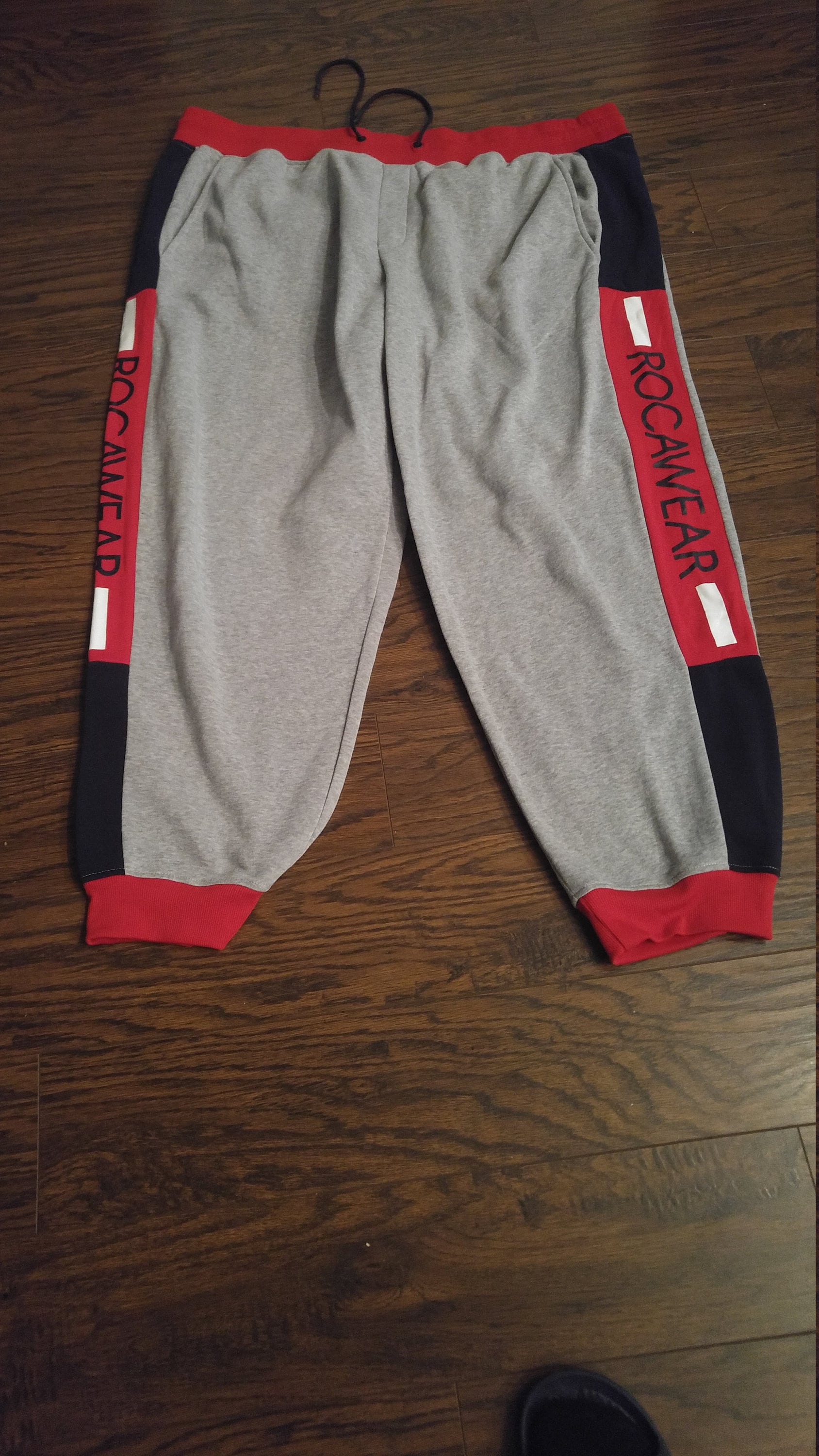 Rocawear sweatpants 2025