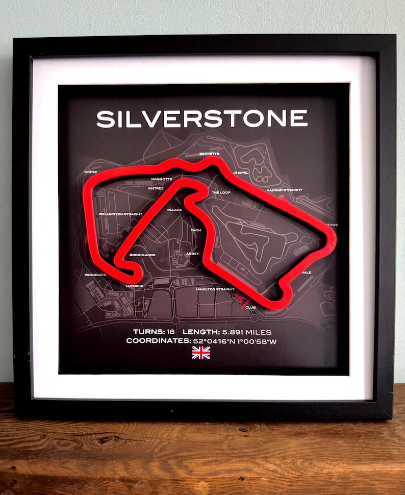 Wallet Silverstone Racing Silverstone Race Circuit - Framed Track With Customisable Colours - Etsy UK