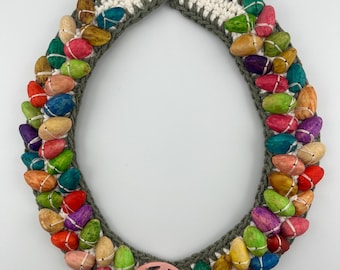 Gehaakte ketting regenboog pistache – handgemaakte sieraden