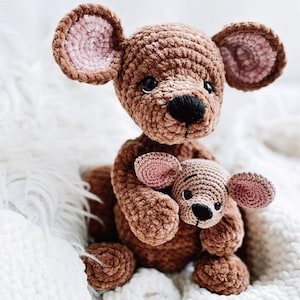 Crochet Instructions/Pattern Kangaroo Kira + Kian *Amigurumi* Language: German,Engl. *PDF*© design by @_helibelle