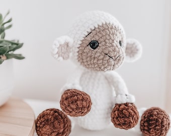 Crochet pattern pattern sheep Emma *Amigurumi* Language: German,English *PDF*© design by @helibelle.design