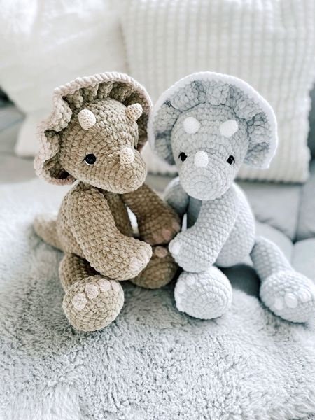 【編みぐるみ】ドリームパステルトリケラトプス 編みぐるみ】ドリームパステルトリケラトプス