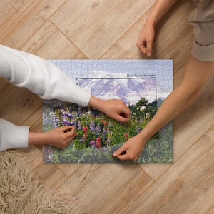 | cadeau Puzzle Lover Plan de la carte de l’État de Washington | Paysage du parc d’État du mont Rainier | Fleurs de printemps | Cadeau de retraite
