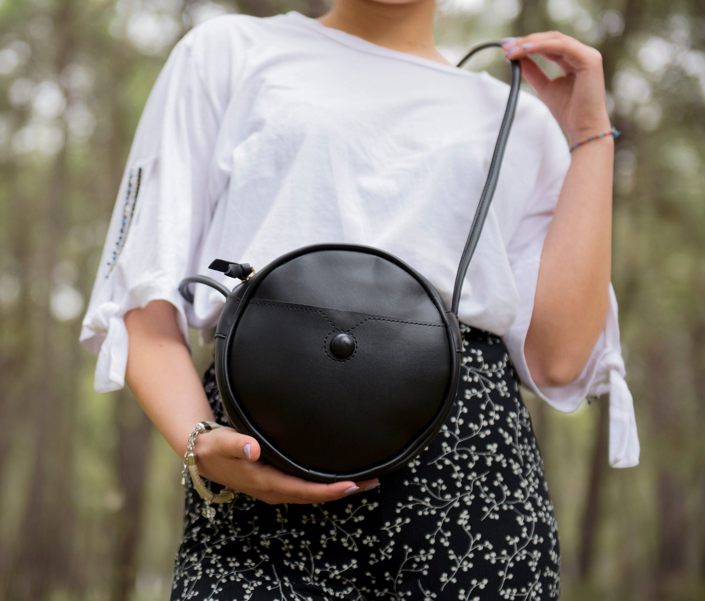 Black Round Leather Purse for Women Minimalist Circular 