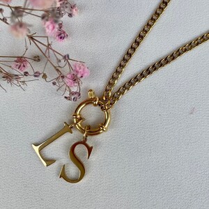 Joyas, collar, collar, regalo, idea de regalo, cartas, cadena de cartas, collar personalizado, collar de acero inoxidable, colgante, amuleto
