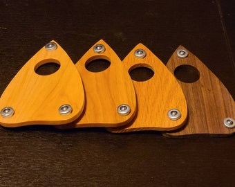 Planchette de tablero Ouija deslizante de perfil bajo y tacto inquietantemente suave con ruedas (7 maderas duras para elegir)