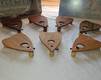 Planchette de tablero Ouija de estilo clásico de doble propósito 2 en 1 con ruedas y planchette de escritura automática