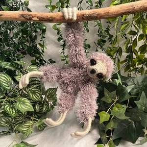 Modello all'uncinetto di bradipo. Esercitazione PDF. Bradipo all'uncinetto. Animale. Amigurumi. Aspetto realistico. Animali all'uncinetto. Peluche Bradipo. Bradipo di peluche.