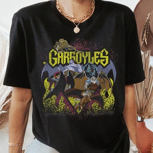 ディズニー ガーゴイルズ レトロ ロックンロール T シャツ、ガーゴイルズ ポスター T シャツ、ディズニーランド バケーション トリップ、ディズニー ファミリー マッチング シャツ