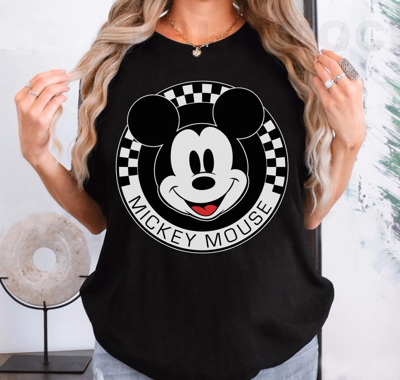 Camisetas Disney Mickey y sus amigos Mickey Mouse Minnie Mouse con estampado de cuadros y círculos, camiseta de Mickey a cuadros, camiseta para vacaciones familiares de Disney imagen 4