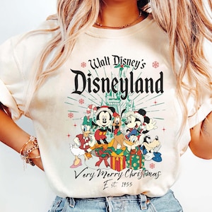 Disney Mickey's Very Merry Christmas Party 2025 Christmas Lights Shirt, Mickey & Friends Walt Disney World Disneyland Castle Christmas Shirt