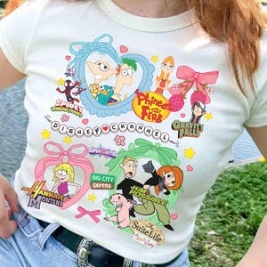 Disney Channel Zeichentrickfiguren Gruppe T-Shirt, Lizzie McGuire Phineas Ferb Logo T-Shirt, welche Träume bestehen aus Shirt, Disneyland Reise Geschenk