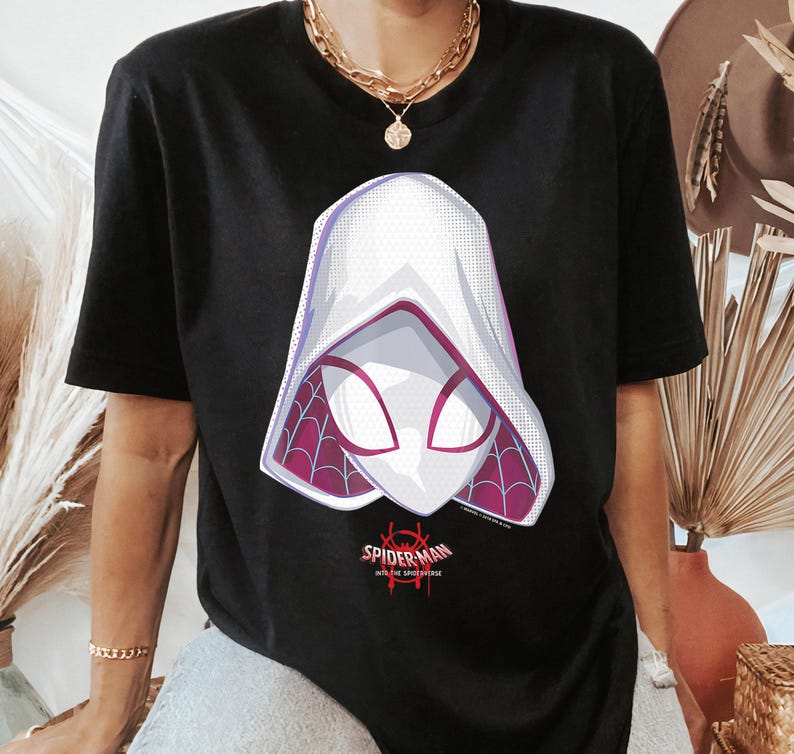 Marvel Spider-Gwen Spiderverse Maske Grafik Spider Man Shirt, Disneyland Familie passendes Shirt, Magic Kingdom T-Shirt, BTW Epcot Freizeitpark Shirt Bild 2