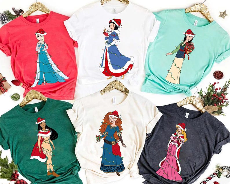 Koszulka z Disney Princess Christmas Lights, koszulka z Elsą Moaną i Jasminą z Meridą, koszulka świąteczna z Disney Princess, prezenty na urodziny księżniczki zdjęcie 2