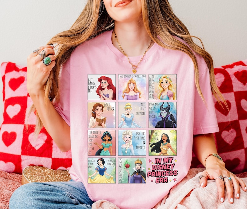 Koszulka z tekstem piosenki Disney In My Princess Era, koszulka z księżniczkami Disneya, Bellą, Arielką, Roszpunką, Aurorą, Kopciuszkiem, koszulka Disneyland Girls' Trip zdjęcie 2