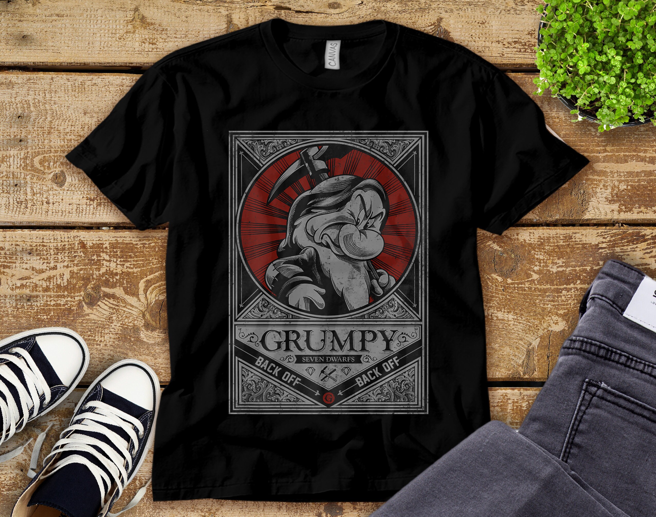 Disney Grumpy Grumpster Dwarf T-shirt 