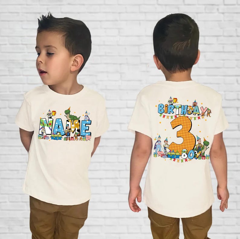 Camiseta de cumpleaños de Toy Story personalizada de doble cara, camiseta de cumpleaños de Toy Story con nombre personalizado para niño o niña, camiseta de cumpleaños de Buzz, Woody, Jessie y Bo Peep imagen 2