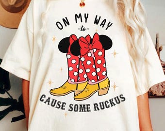 Noeud coquette Disney Minnie Mouse bottes de cow-girl T-shirt couleur confort, chemise western Disney, chemise cowgirl Minnie, t-shirt voyage WDW 2026