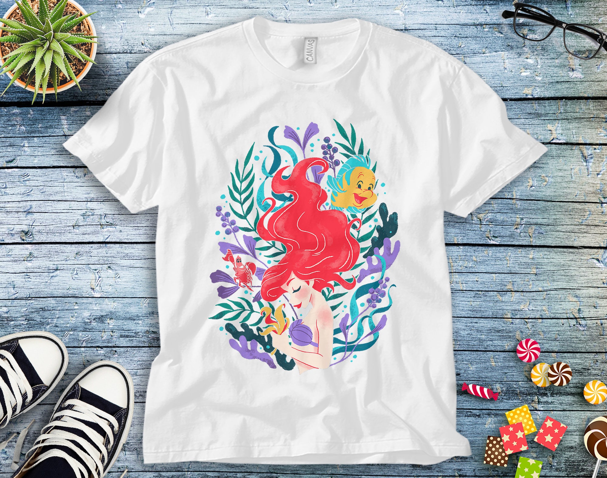 Disney Die kleine Meerjungfrau Ariel Flounder und Sebastian T-Shirt Disney Die kleine Meerjungfrau Ariel Flounder und Sebastian T-Shirt