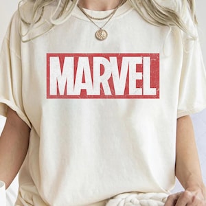 Marvel klassiek logo film grafisch T-shirt, bijpassende Disneyland-familieshirt, Magic Kingdom-T-shirt, WDW Epcot-themaparkshirt afbeelding 1