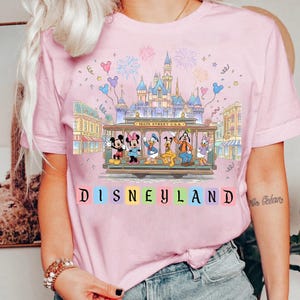 Koszulka retro Disneyland Magical, pastelowa koszulka Disney, koszulka Myszka Miki i Przyjaciele, koszulka Magical Castle 2026, koszulka Disney Girls Trip, koszulka WDW zdjęcie 3
