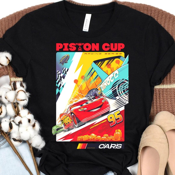 Chemise Disney Pixar Lightning McQueen Piston Cup, chemise Lightning McQueen, chemise Cars Disney, chemise familiale assortie WDW, chemises Magic Kingdom