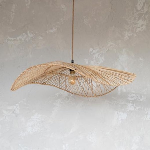 Skandinavische Lampe aus Rattan für die Decke