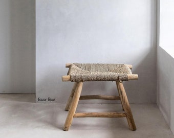 Tabouret en bois au look bohème