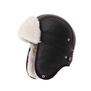 Chapéu de aviador russo estilo Ushanka com pele de carneiro, para inverno, com fecho de pressão. Brown Beige