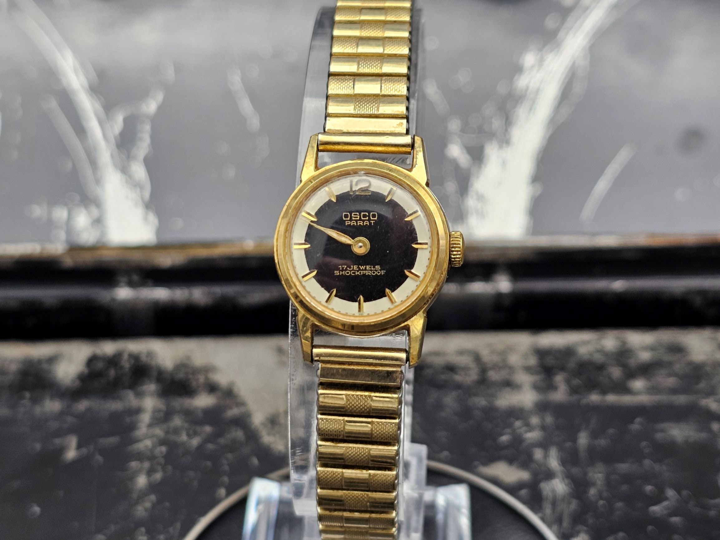 Osco 17 jewels shockproof sale