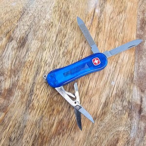 Wenger Evo 81 Esquire Vintage Discontinued 65mm Swiss Army Tool