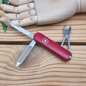 Victorinox Classic SD 58mm  Swiss Army Tool