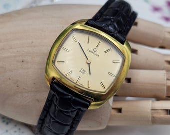 Vintage Swiss Certina Club 2000 Gold Plated  Watch  Mechanical 1960s unixex