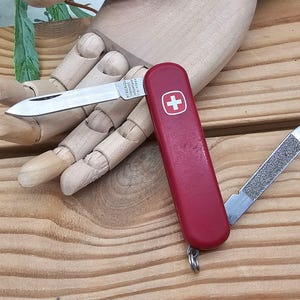 Wenger Crusader Vintage Discontinued 65mm Swiss Army Tool