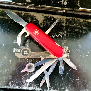 Wenger Alpen or Classic 30 Vintage Discontinued 85mm Swiss Army Tool Rare find
