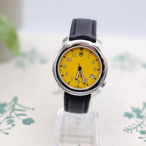 Vintage Victorinox Swiss Army  Swiss Watch Wrist Watch Quartz