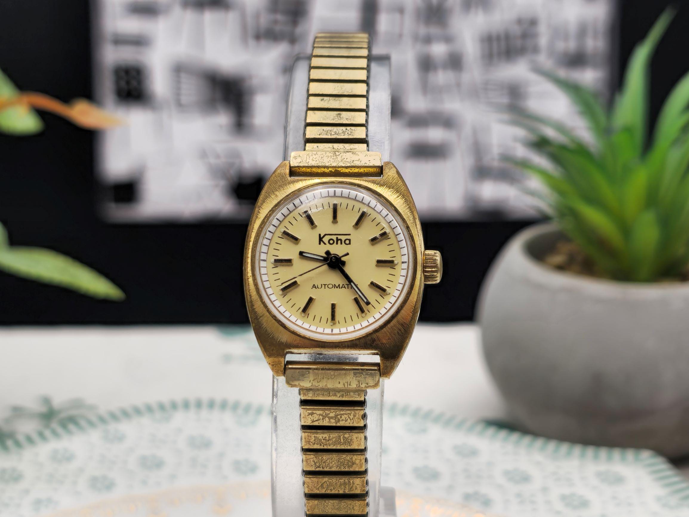 Mayfair Grovana Uhren Damen Certina Watch 60s