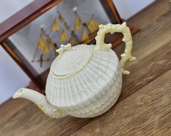 Vintage irländsk Belleek Limpet-mönster tekanna grön 5:e marken 1955-1965 gåva från Irland