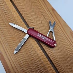 Victorinox Classic SD 58mm  Swiss Army Tool