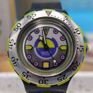 1992 Swatch Scuba  Bombola SDB103  38mm Vintage Swiss Watch