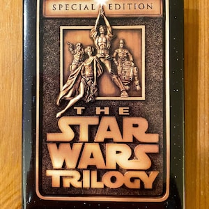 Star Wars 1996 Vintage Trilogy Special Edition Rectangular Pinback Advertising Button - Luke Skywalker Princess Leia Stormtrooper R2-D2 C3PO