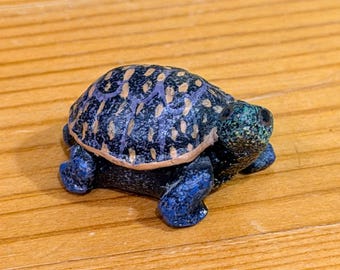 Vintage Hand-Painted Miniature Box Turtle Figurine 5/8" tall, 1" long
